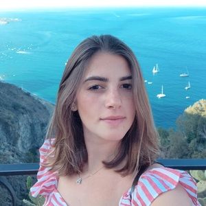 Meet your Posher, Alice